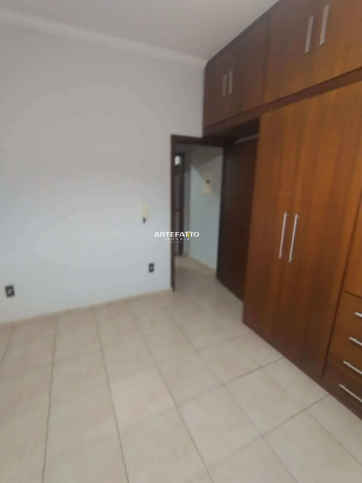 Imagem Casa à venda em Franca, Centro, 170m2