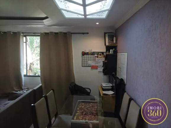 Imagem Lindo apartamento com 2 Quartos e 1 banheiro à Venda, 50 m² por R$ 215.000.