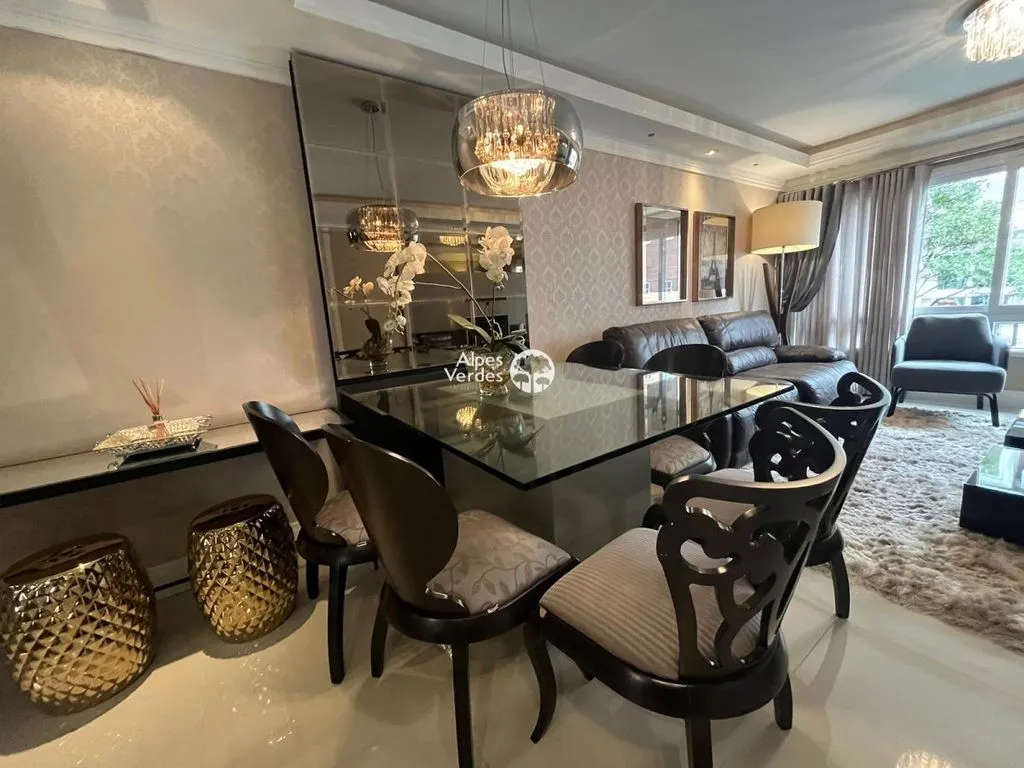 Imagem Vende-se apto no centro de Gramado- 2 Quartos- R$2.100.000,00