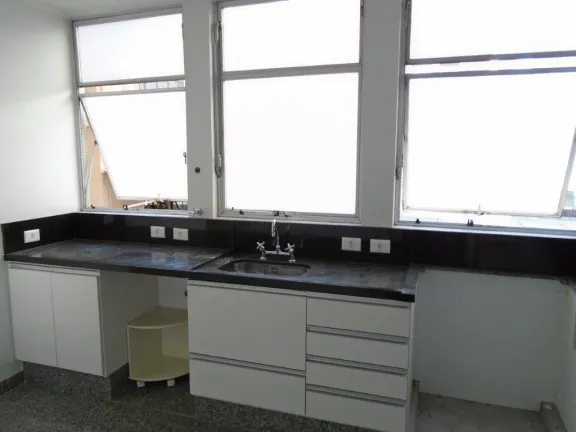 Imagem Apartamento com 3 Quartos para Alugar, 234 m² em Santa Cecília - São Paulo