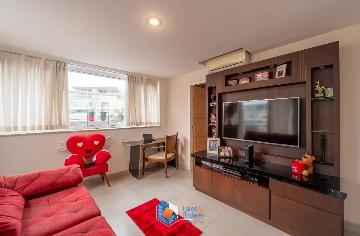 Imagem Duplex para venda em Ipiranga com 5 quartos, sendo 5 suítes, 240m²