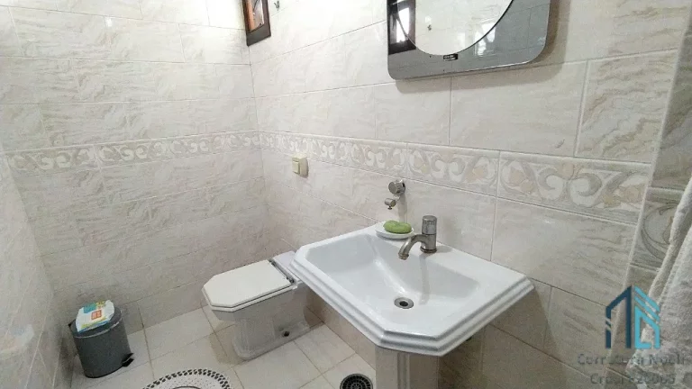 Imagem (PERMUTA) Casa a venda c/ático, ótima localização, 06 quartos c/suíte 8 vagas no Hauer em Curitiba PR