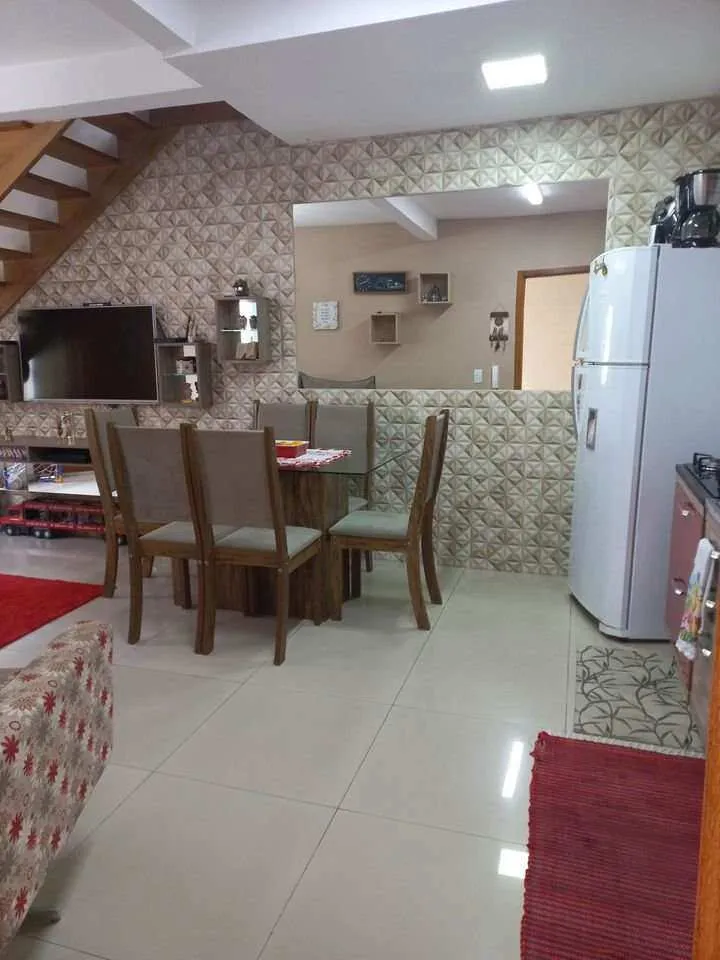 Imagem Sobrado em condomínio à venda em Viamão, Cecília, com 2 quartos, 72,00m2