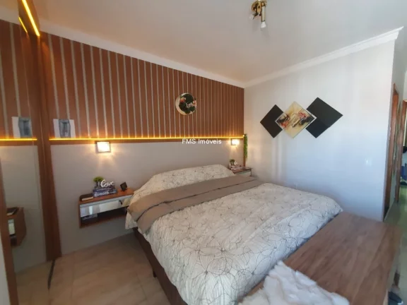 Imagem Casa à venda em São Paulo-SP na Vila Esperança com 4 quartos, 4 suítes e 3 vagas de garagem.