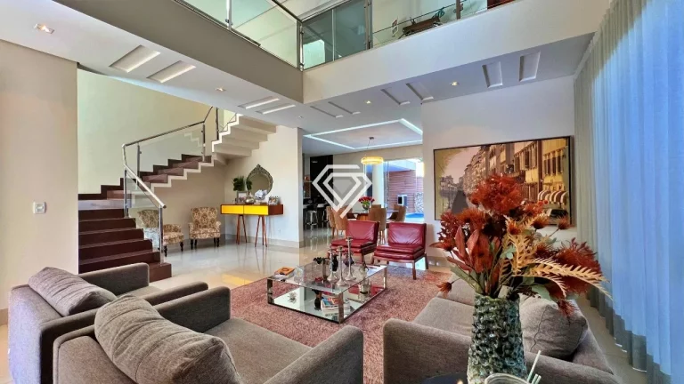 Imagem Sobrado 5 Suítes, 425 m² c/ lazer à venda na 303 Sul