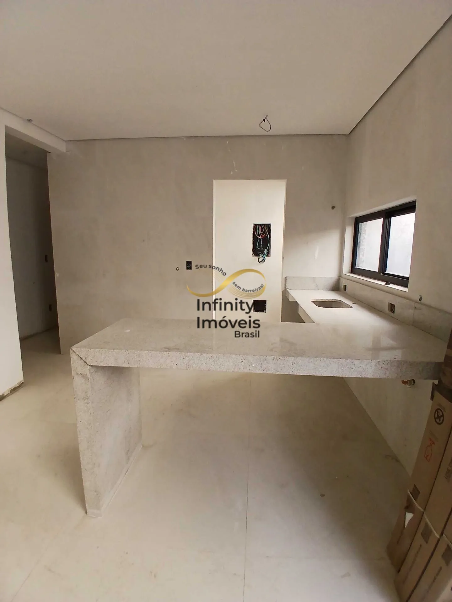 Imagem Edifício Royal Luminance - Apartamento à venda no bairro Santo Antônio - Belo Horizonte/MG