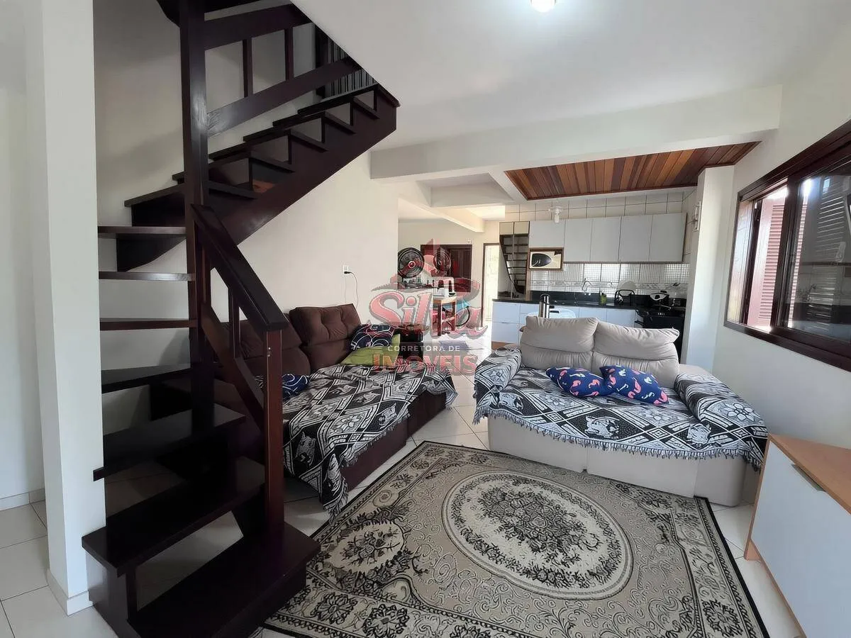 Imagem C607 | Casa com quiosque à venda a 100m do mar no Mariluz