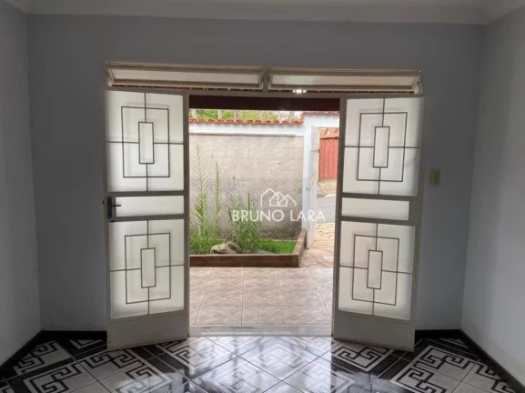 Imagem Casa à venda em Sarzedo, Bairro Cachoeira
