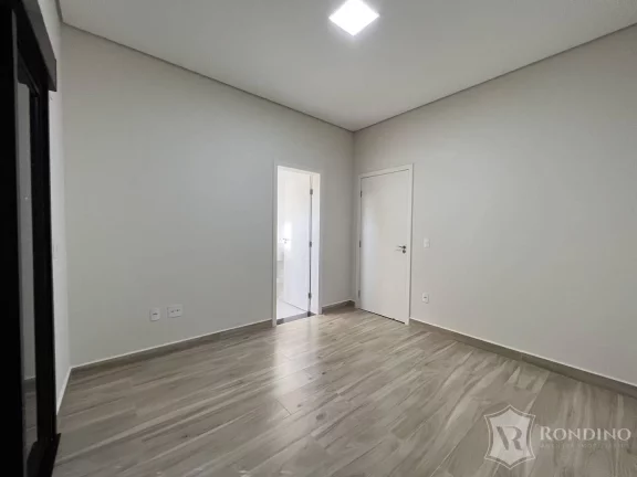 Imagem Casa t?(C)rrea com terreno de 504 m2, 04 dormitórios