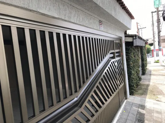 Imagem Casa com 3 Quartos à Venda, 191 m² em Piraporinha - Diadema