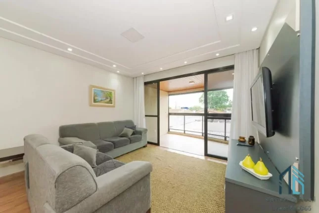 Imagem Apartamento Mobiliado, 03 quartos c/suíte + quarto empregada, 02 vagas no Bacacheri em Curitiba PR