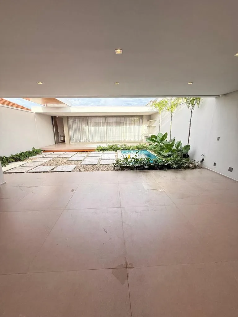 Imagem Casa com 4 Suítes no bairro Parque dos Lima