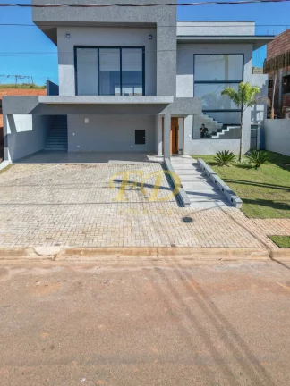 Imagem Casa de Alto Padrão em Condomínio Fechado Atibaia