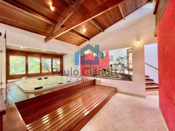 Imagem Linda casa de campo à venda na Fazendinha Granja Viana
