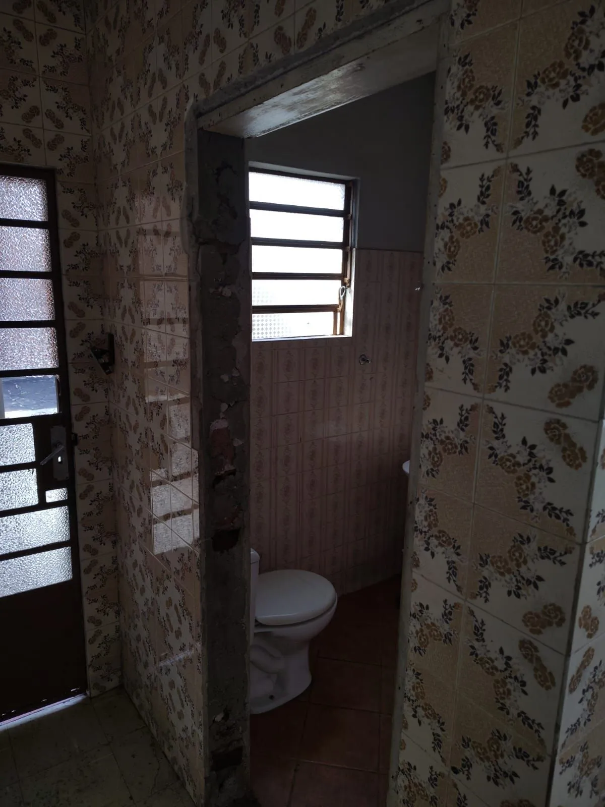 Imagem Casa com 03 quartos no Bairro São Pedro em Porto Alegre