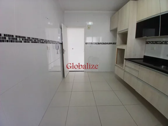 Imagem Apartamento 02 dormitórios dependência de empregada vaga de garagem elevador no Campo Grande - Santos R$ 585.000,00