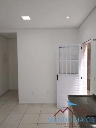 Imagem Casa com (3) no local com 7 quartos - 2 vagas - P/ Renda - Jardim Las Vega