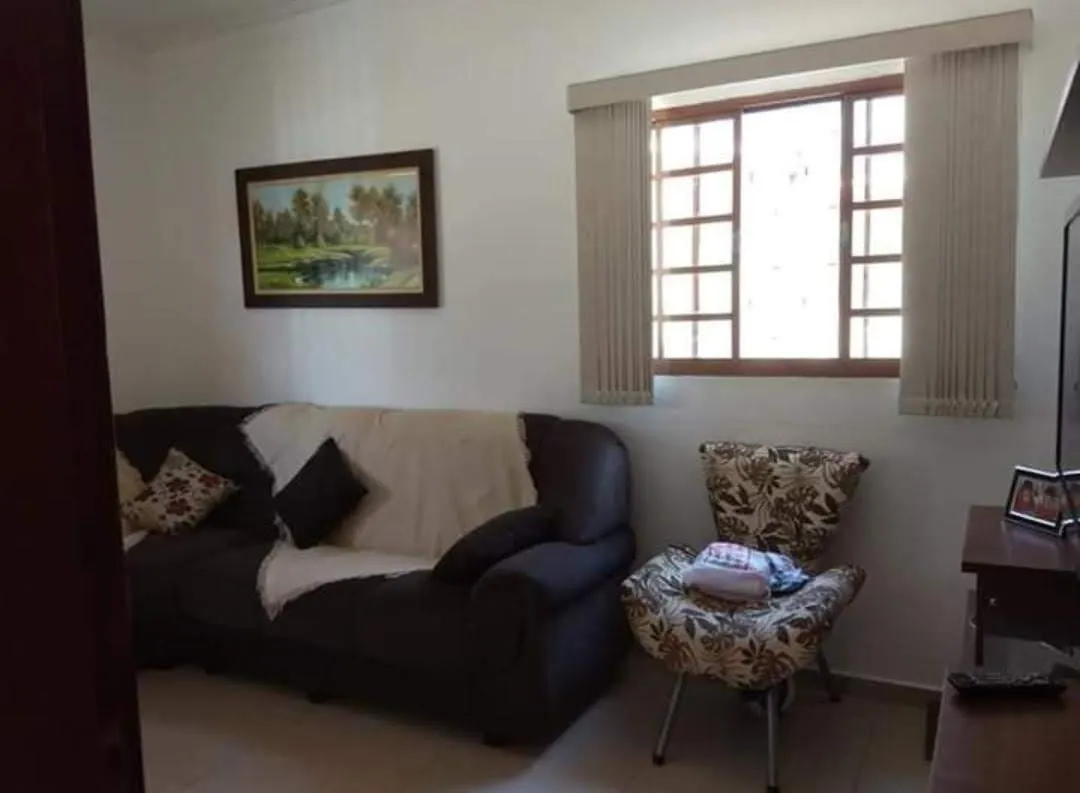 Imagem Casa à venda 3 Quartos, 1 Suite, 2 Vagas, 200M², Jardim Rosely, Pindamonhangaba - SP