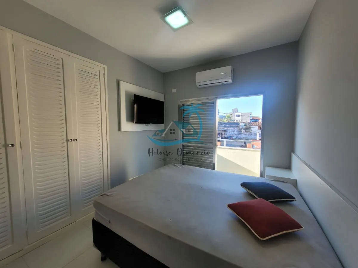 Imagem Apartamento com 3 dormitórios reformado a 100 metros do mar no Itaguá em Ubatuba.