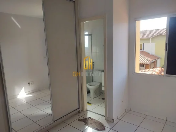 Imagem Sobrado com 3 quartos no Condomínio Las Vegas, em terreno com 200m² com 130m² de área construíd...