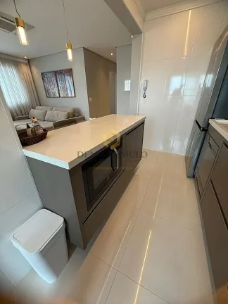 Imagem Apartamento 2 dormitórios 1 suíte, 76m², 2 vagas - Mobiliado