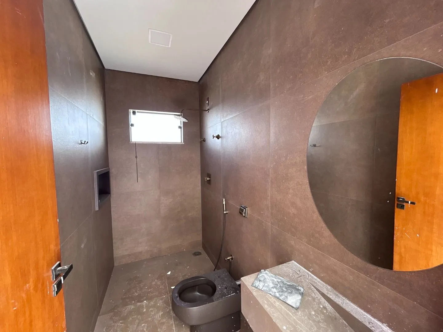 Imagem Casa com 5 dormitórios, 266 m² - venda por R$ 2.100.000,00 ou aluguel por R$ 5.500,00/mês - Alto dos Caiçaras - Patos de Minas/MG