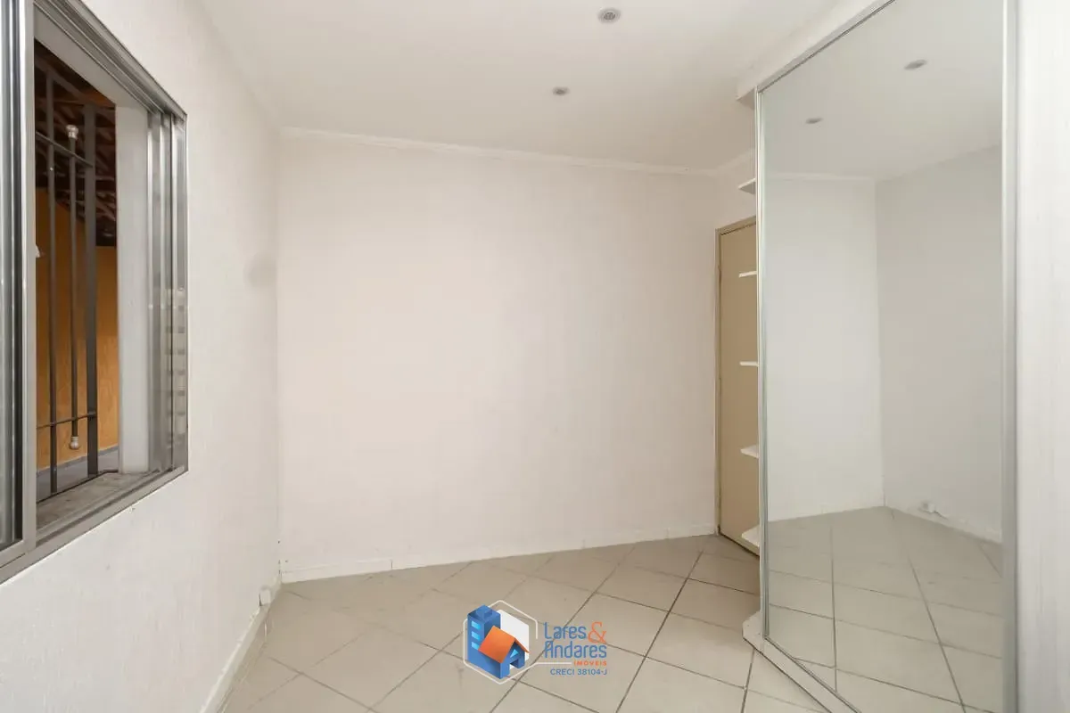 Imagem Casa para venda em Jardim das Rosas (Zona Norte) com 2 quartos, sendo 1 suíte, 240m²