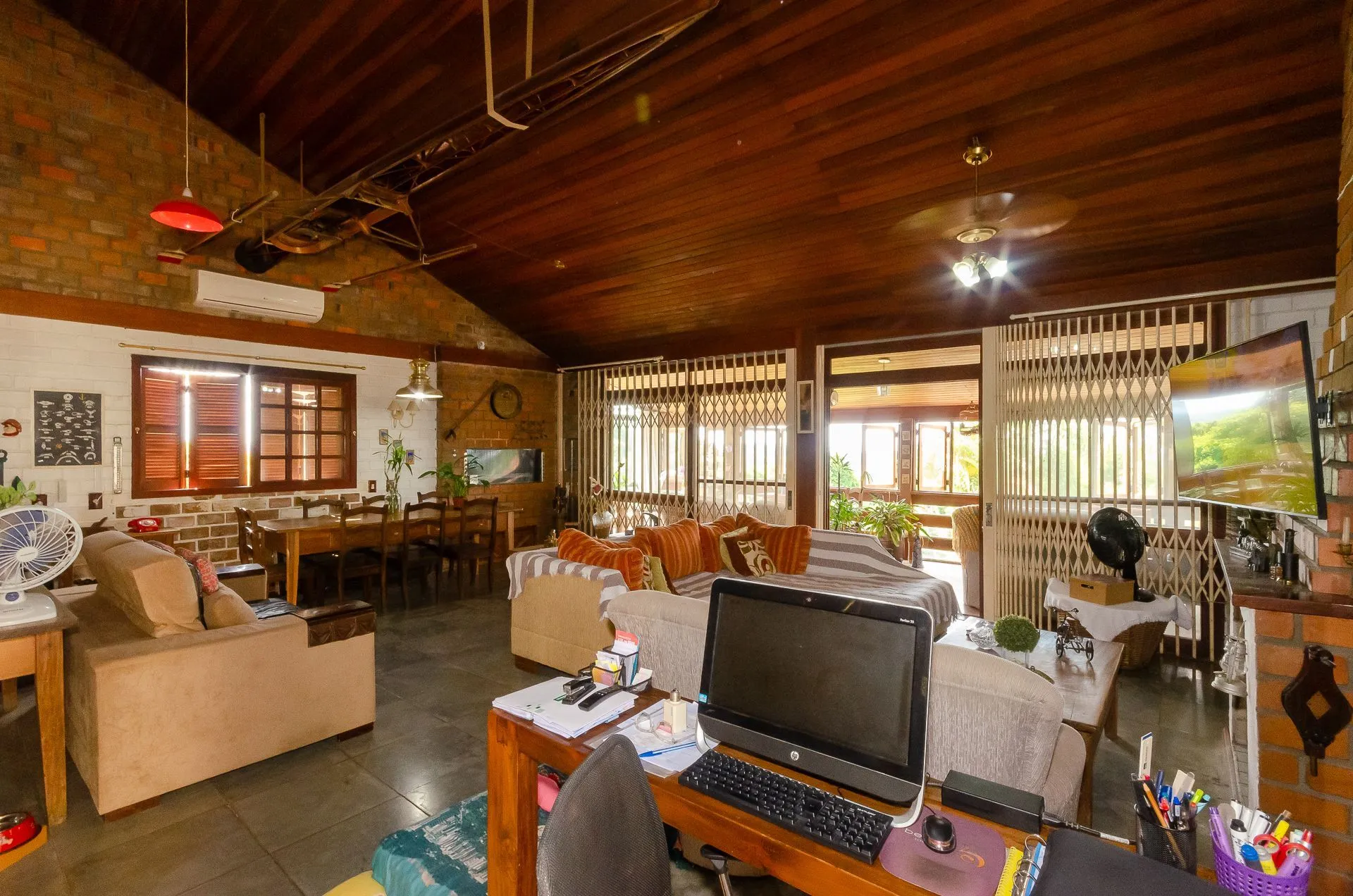 Imagem Casa Exclusiva na Zona Sul com Vista Panorâmica, Piscina e Poço Artesiano!
