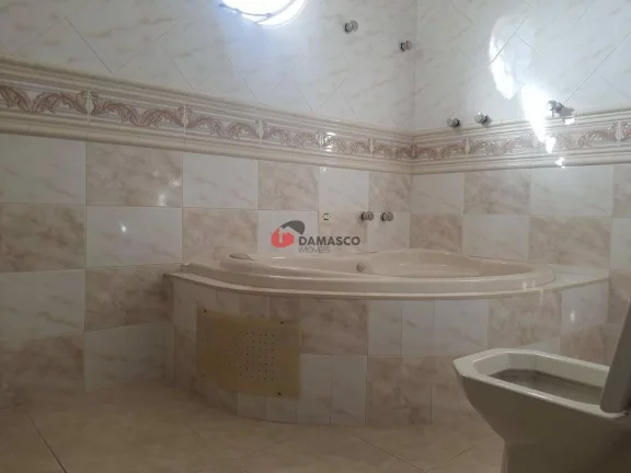 Imagem Sobrado à venda 3 Quartos, 1 Suite, 12 Vagas, 300M², Cerâmica, São Caetano do Sul - SP