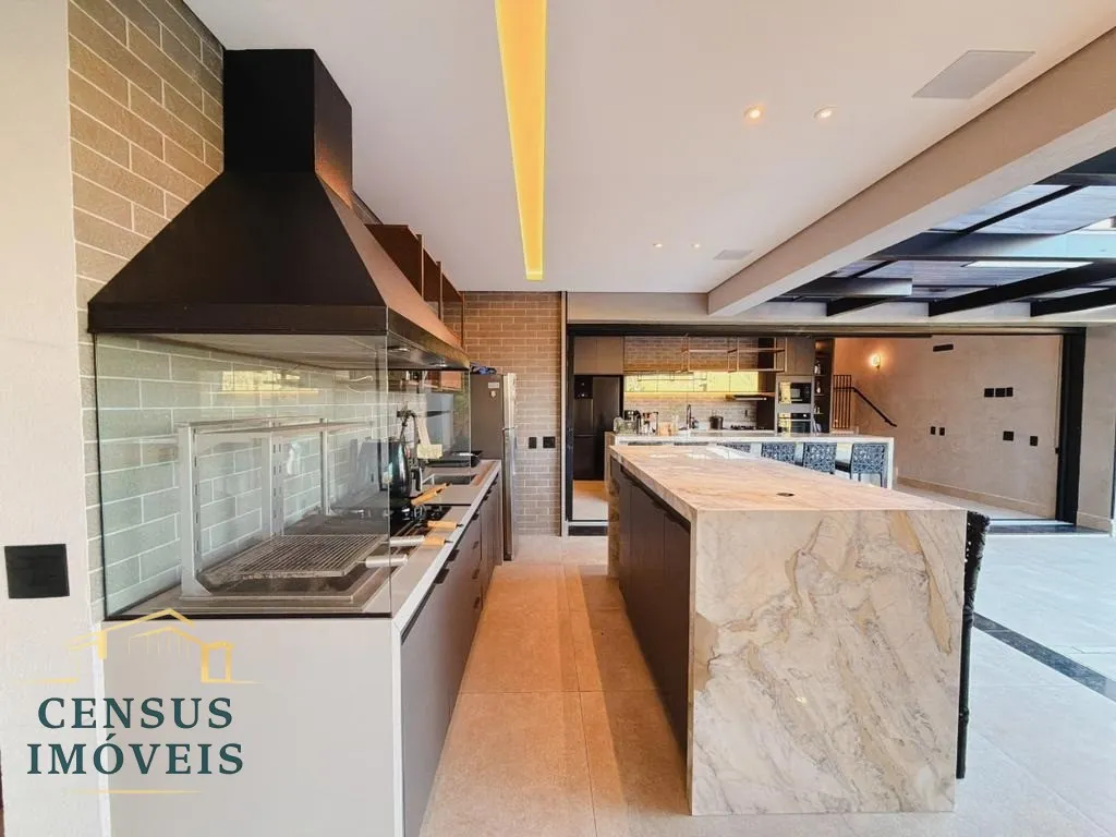 Foto do imóvel: Casa de luxo em condomínio no Mont' Alcino em Valinhos-SP: 3 quartos, 3 suítes, 3 salas, 1 banheiro, 6 vagas e 350m². em Condomínio Mont´Alcino