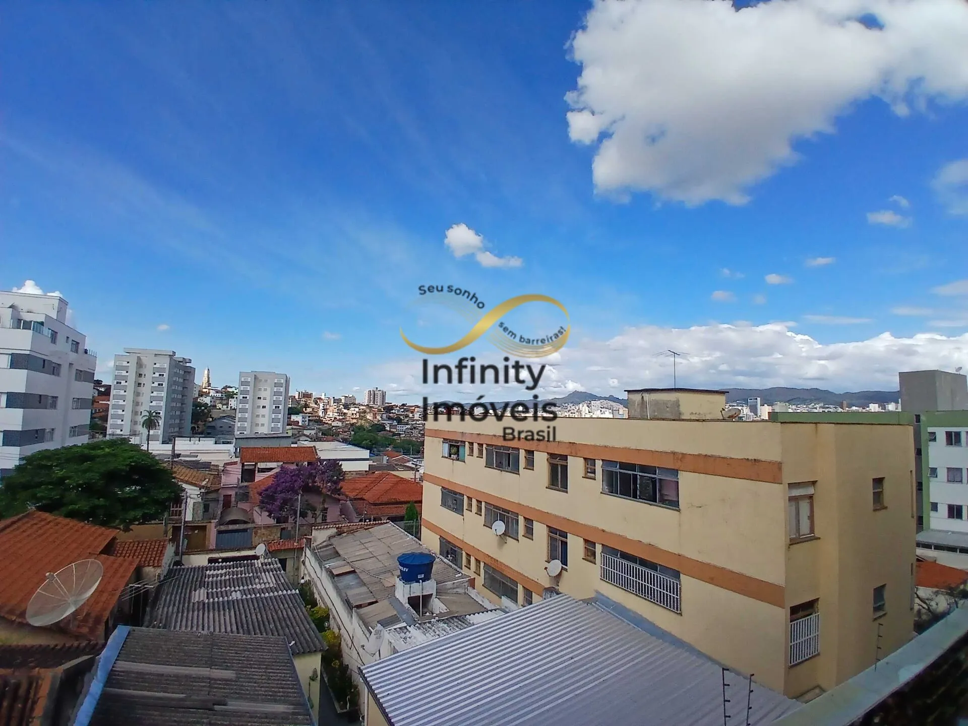 Imagem Apartamento à venda no bairro Carlos Prates - Belo Horizonte/MG