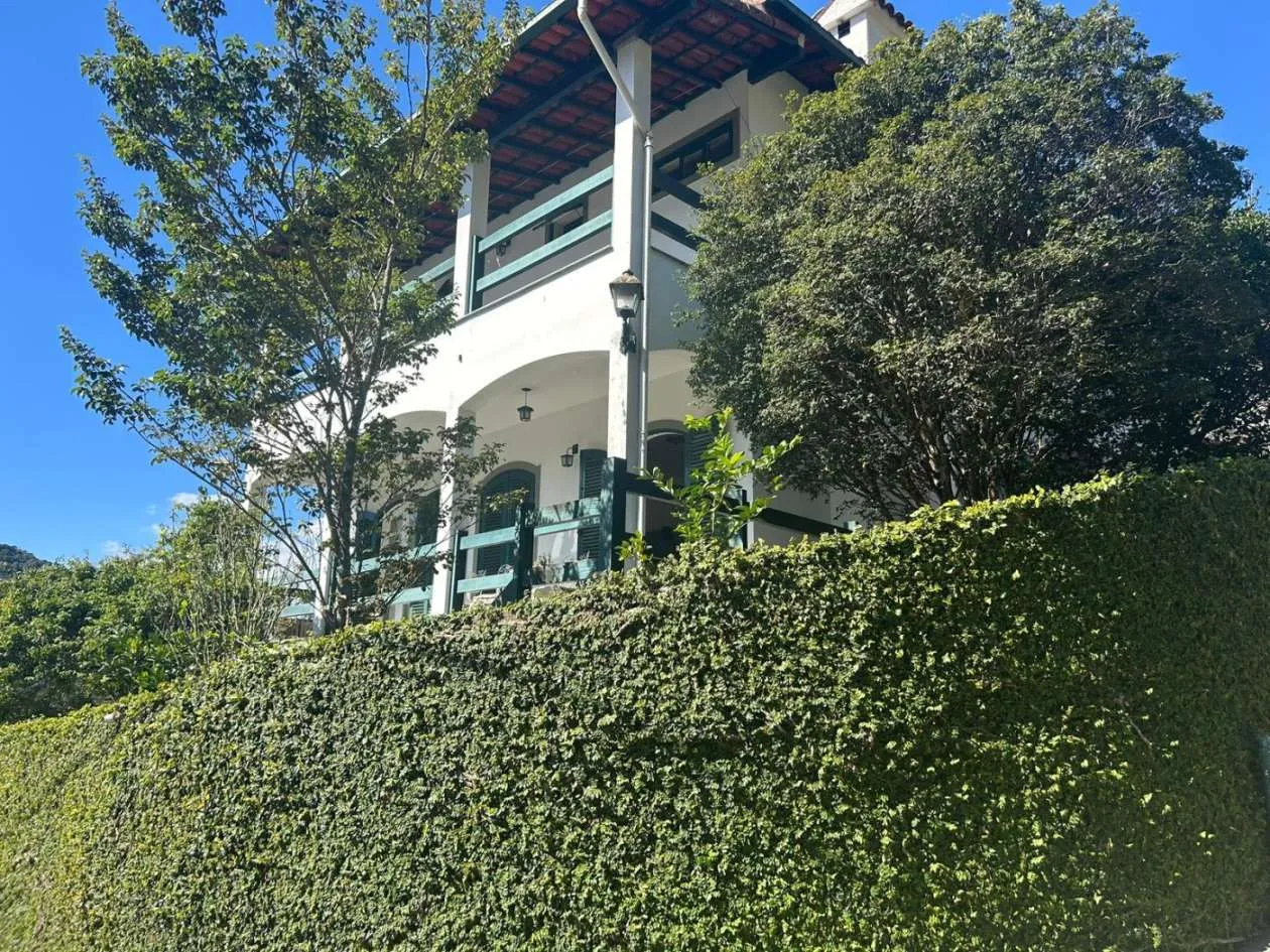 Imagem Casa para Venda em Petrópolis / RJ no bairro Mosela