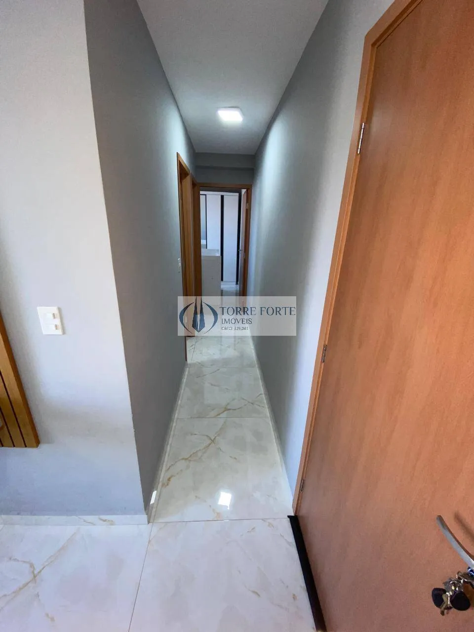 Imagem Lindo Apartamento com 2 Dormitórios e 1 Vaga em Guaianases