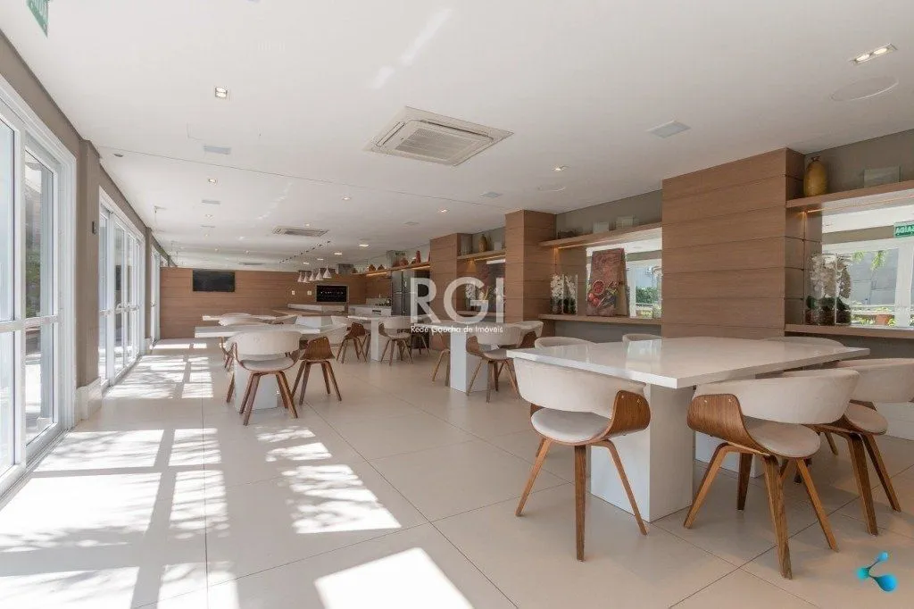 Imagem Apartamento para Venda - 60m², 2 dormitórios, sendo 1 suites, 1 vaga - Glória
