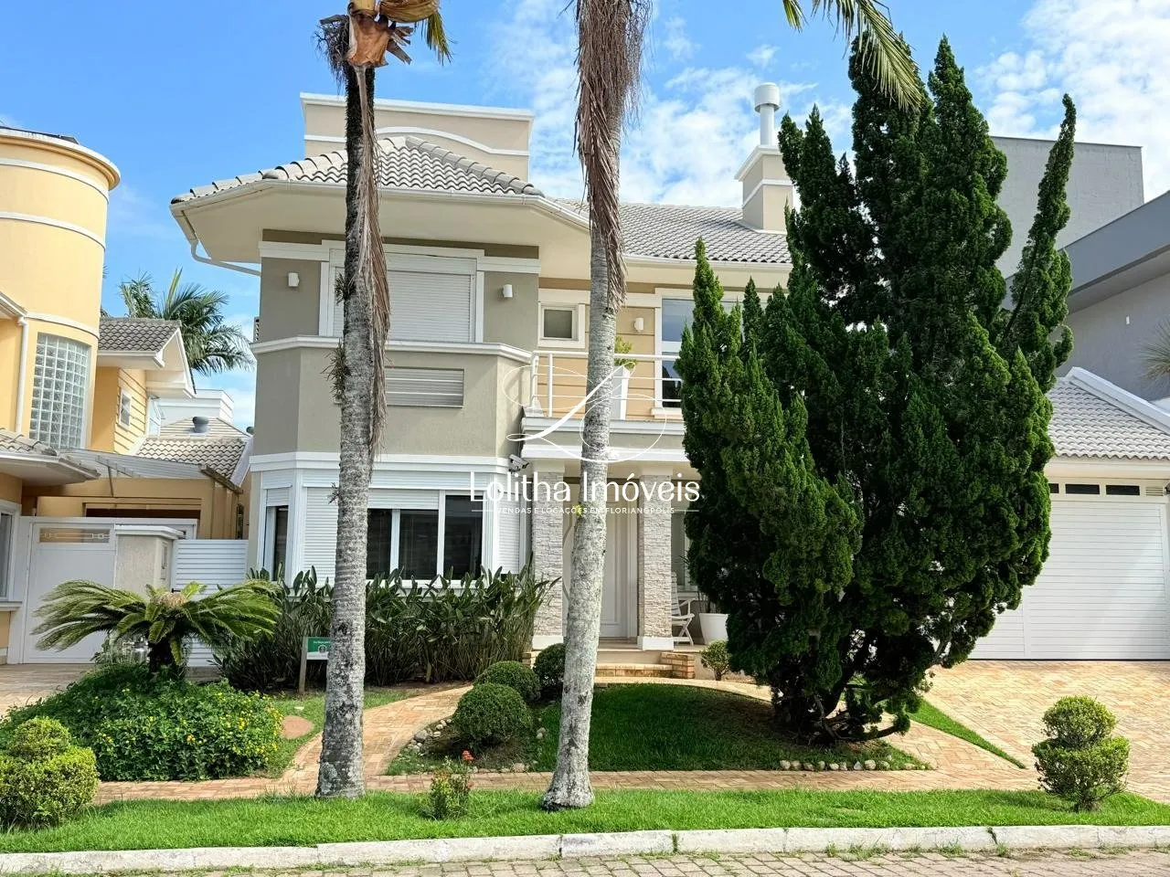 Imagem Casa à venda em Jurerê Internacional com 4 Suítes - Florianópolis/SC