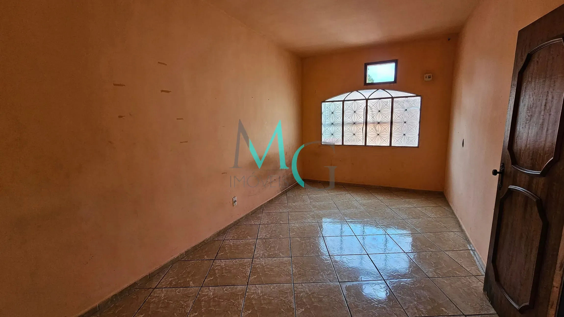 Imagem Sobrado para Locação 2 Quartos, por R$ 1500 + taxas, 80M², Campo Grande, Rio de Janeiro - RJ