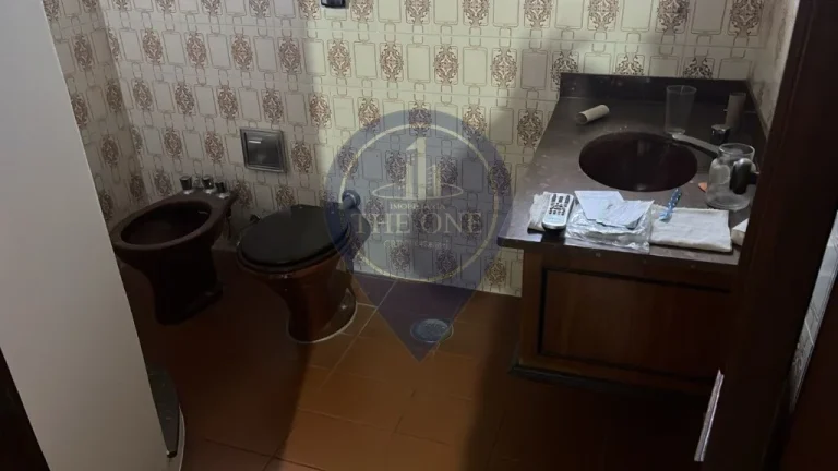 Imagem Casa comercial à venda em São Paulo-SP, no Jardim da Glória: 4 quartos, 3 suítes, 4 salas, 6 banheiros, 11 vagas de garagem, 378m².