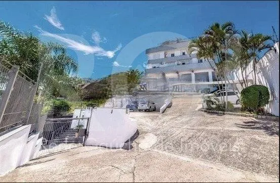 Imagem Cobertura para Venda - 243m², 3 dormitórios, sendo 1 suites, 2 vagas - Menino De