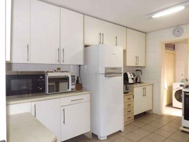 Imagem Casa Condominio para Venda - 350m², 4 dormitórios, sendo 1 suites, 2 vagas - Santa Tereza