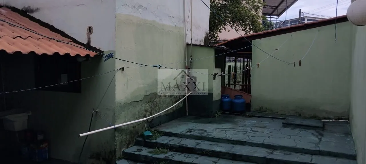 Imagem Linda Casa à Venda em Jardim Iguaçu - Nova Iguaçu | Espaço, Conforto e Tranquilidade para sua Família