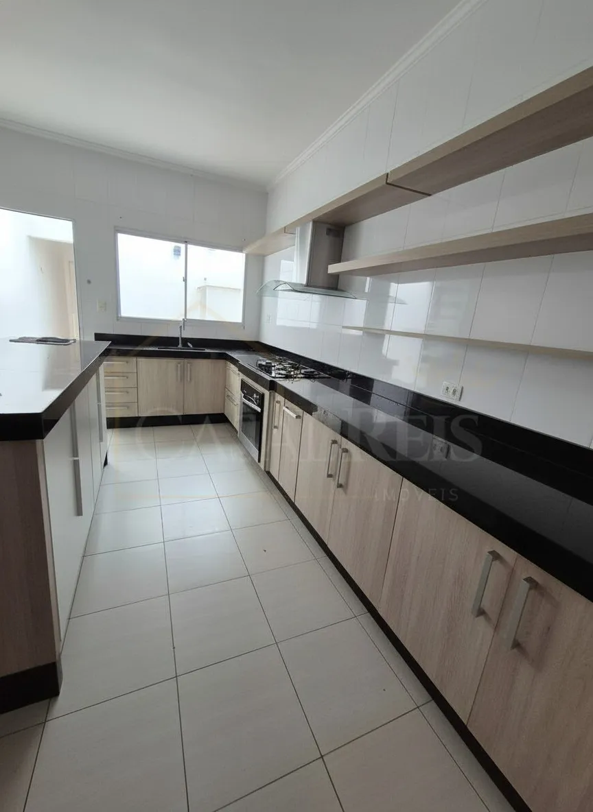 Imagem Casa 3 quartos à venda em Jardim Centenário, Poços de Caldas