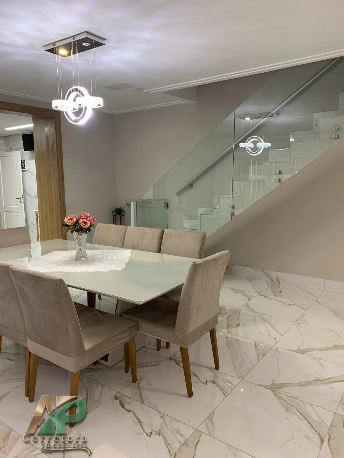 Imagem Sobrado à venda no Butantã/Vila Sônia - 128m², 3 Dorms (1 Suíte), 4 Vagas e Quintal com Churrasqueira