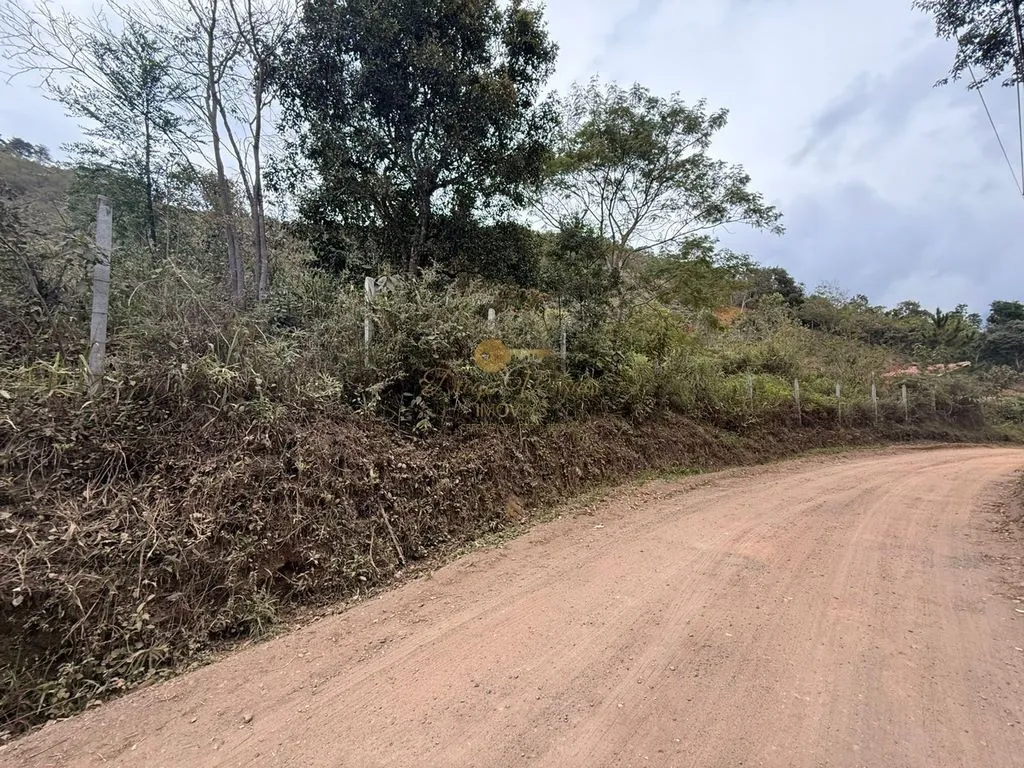 Imagem Terreno para Venda em Teresópolis / RJ no bairro Albuquerque