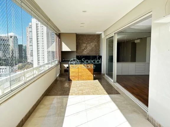 Imagem Excelente apartamento com 151m² no Itaim. Amplo living com varanda gourmet, sala de jantar e home t...