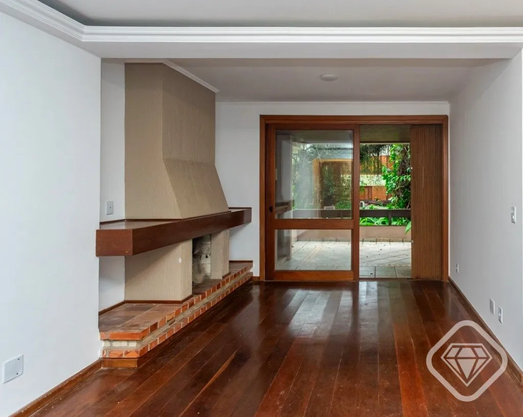 Imagem Apartamento térreo amplo, com pátio exclusivo e sacadão com churrasqueira em Ipanema, próximo à...