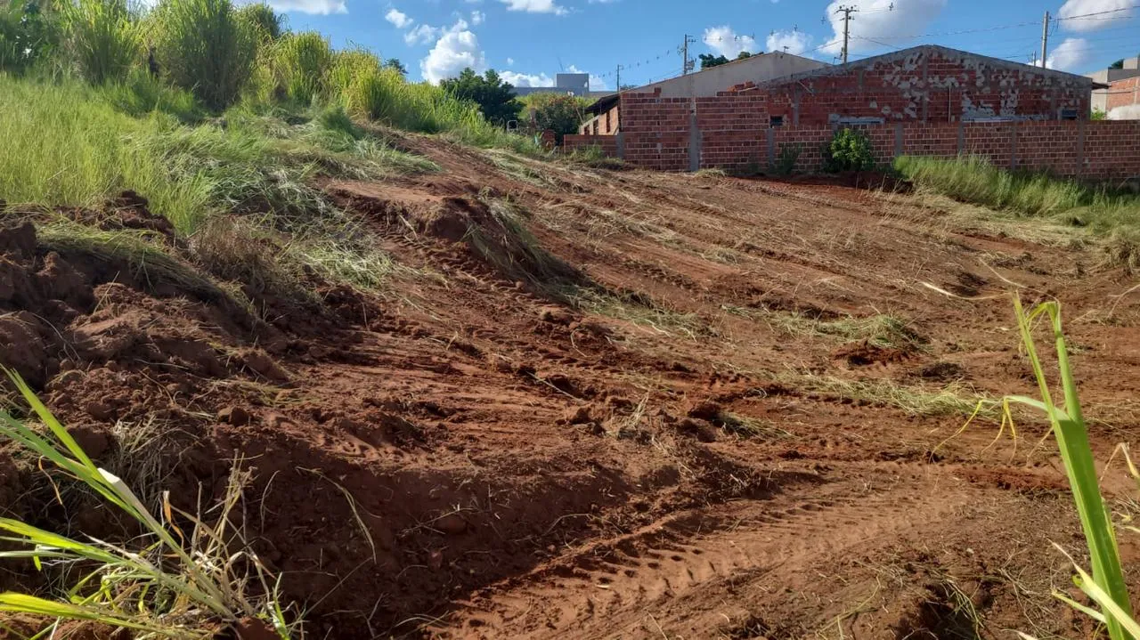 Imagem Terreno 187m Umuarama-PR 279