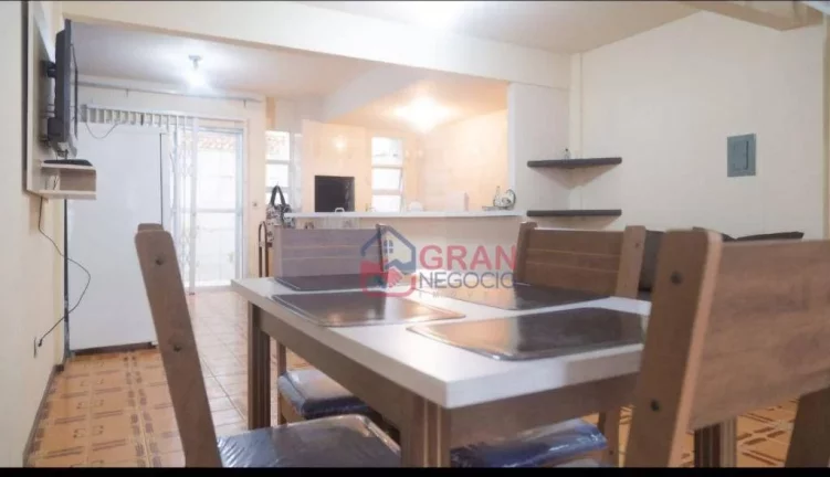 Imagem CASA À VENDA EM CAIOBÁ - A 450m DA PRAIA