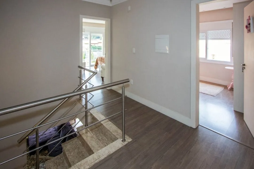 Imagem Casa para Venda - 147.3m², 3 dormitórios, sendo 1 suites, 3 vagas - Guarujá