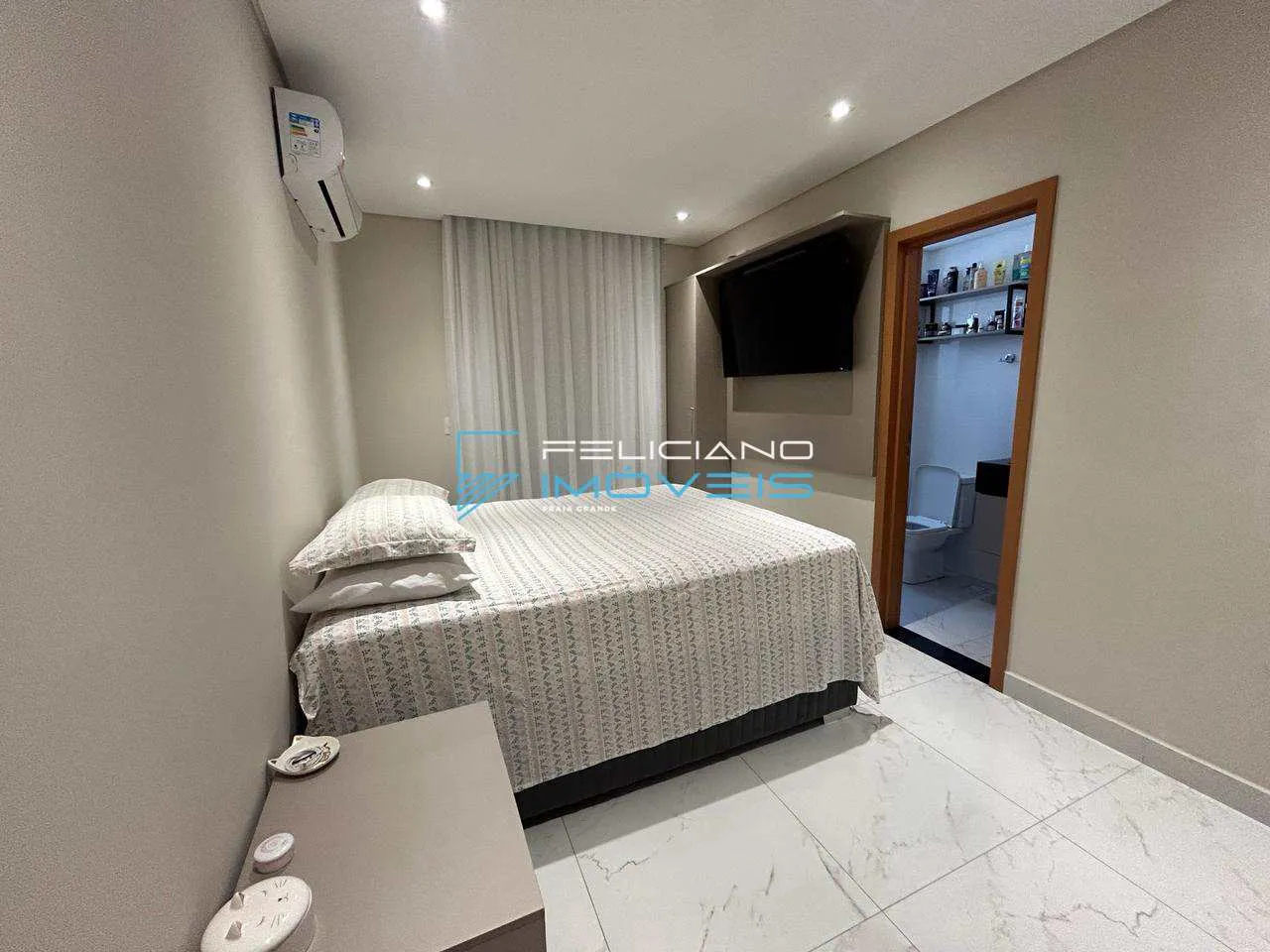 Imagem Apartamento com 3 quartos, Canto do Forte, Praia Grande - R$ 1.6 mi, Cod: 4394