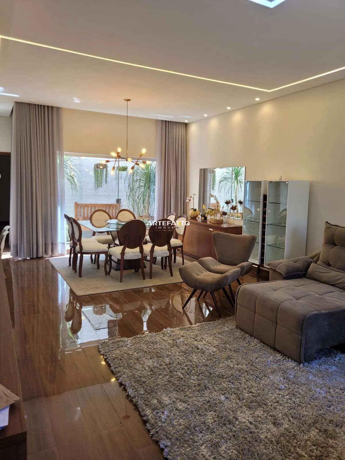Foto do imóvel Casa à venda em Franca, Prolongamento Jardim Flórida, com 3 quartos, 213m2